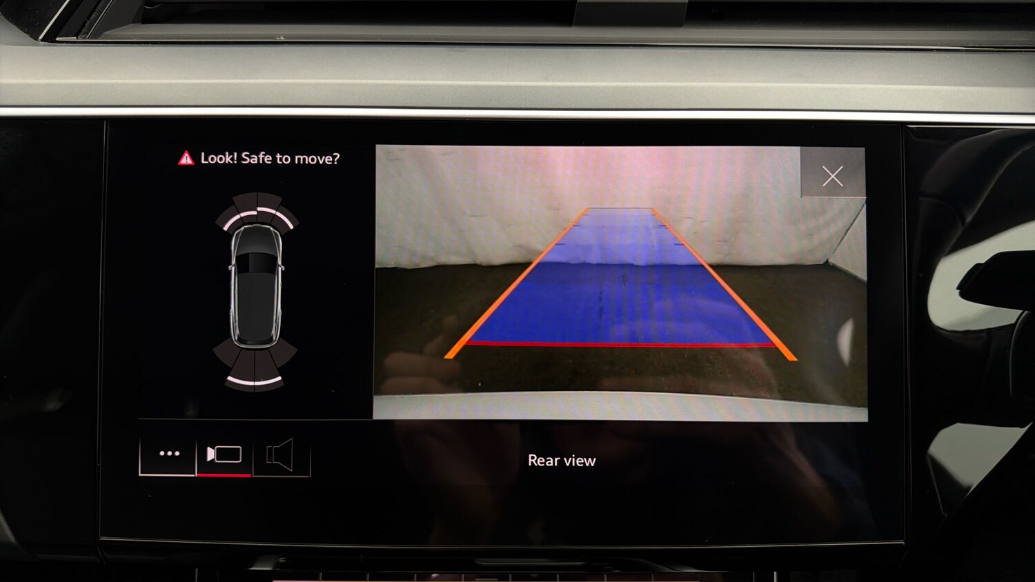 Used Audi e-tron 2021 for sale - 77938646: Photo 24