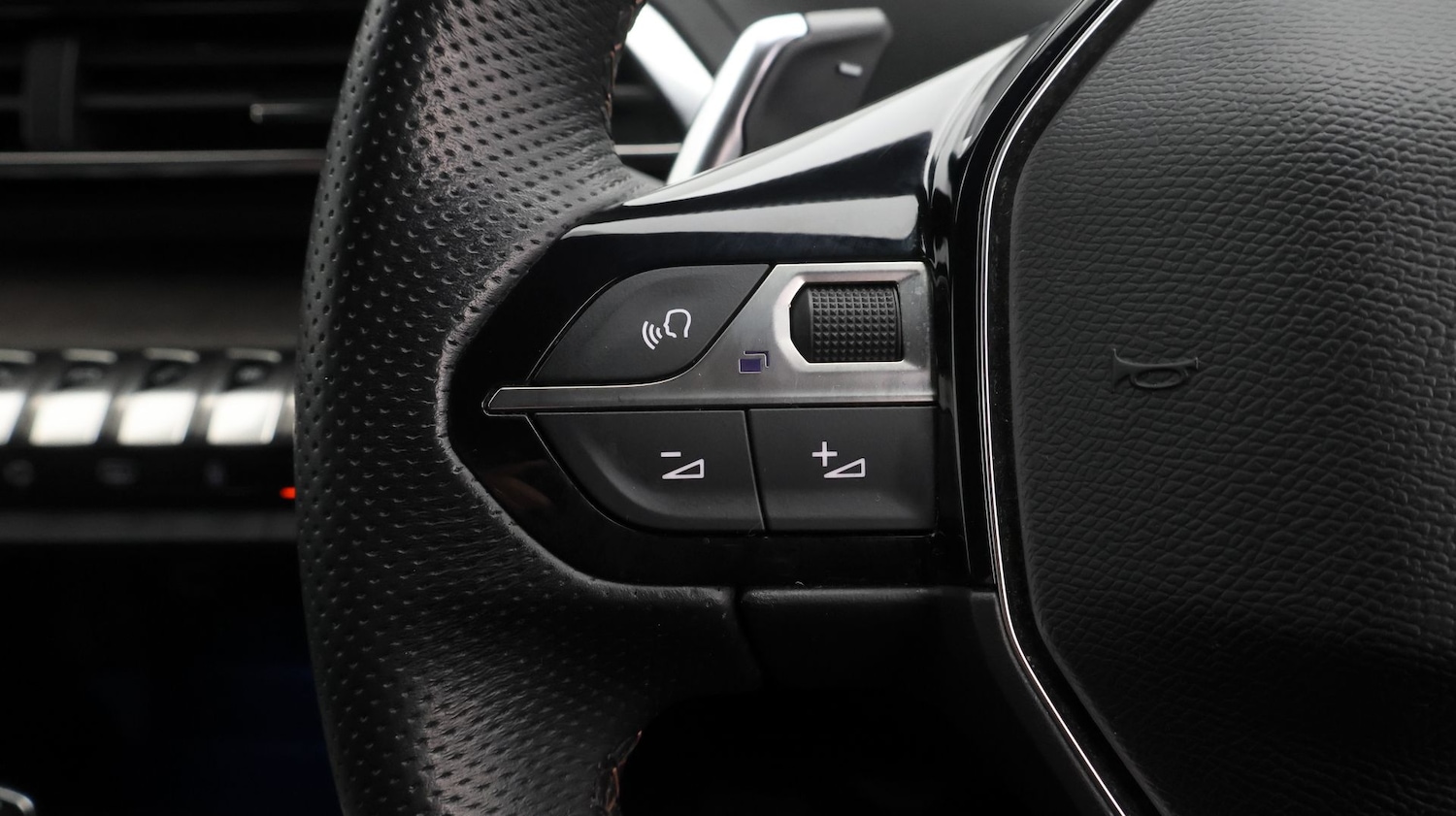 Used Peugeot 3008 for sale - 77261294: Photo 24