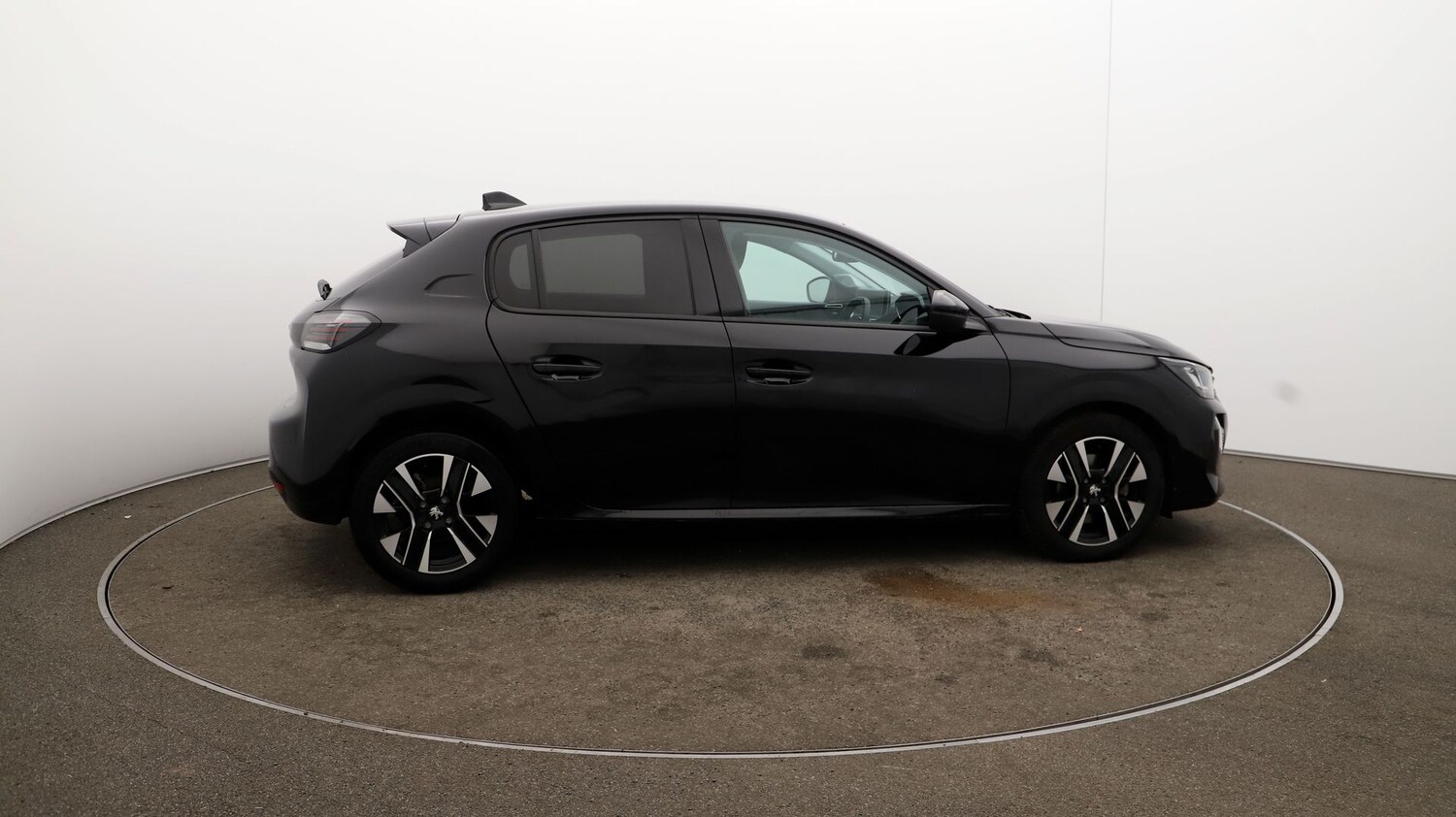 Used Peugeot 208 for sale - 76810685: Photo 43