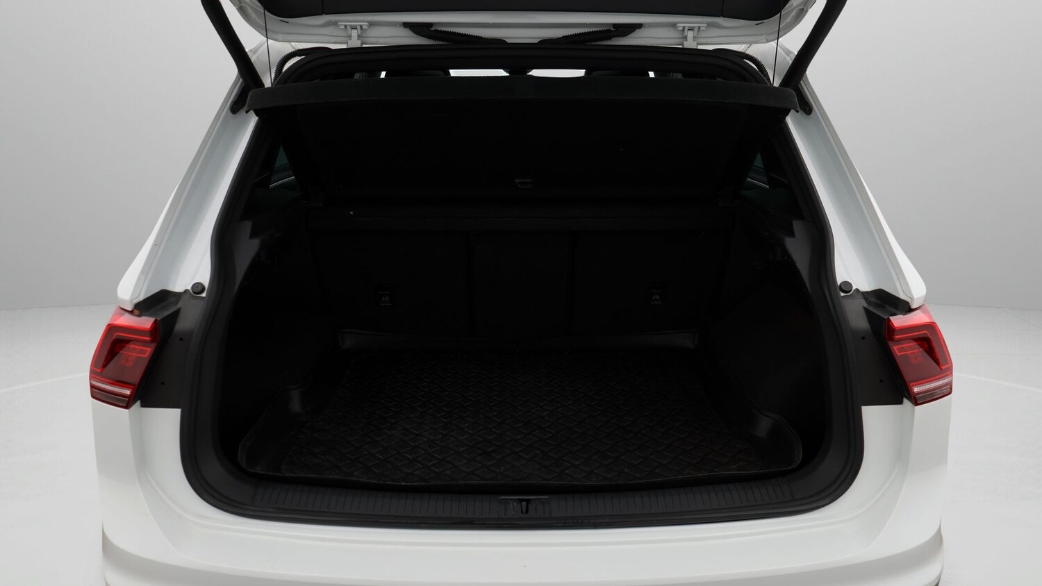 Used Volkswagen Tiguan 2019 for sale - 77181533: Photo 17