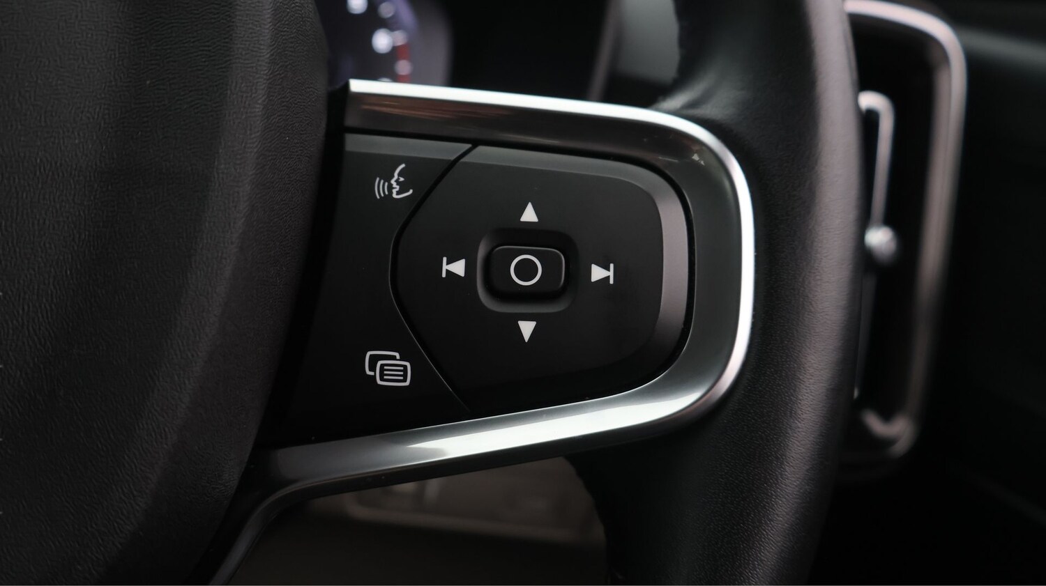 Used Volvo XC40 2020 for sale - 77679289: Photo 22