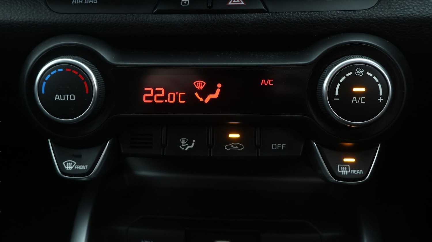 Used Kia Stonic 2022 for sale - 77412565: Photo 12