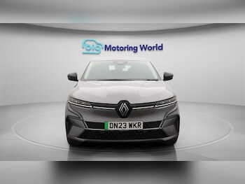 Used Renault Megane E Tech 2023 for sale - 75682140: Photo