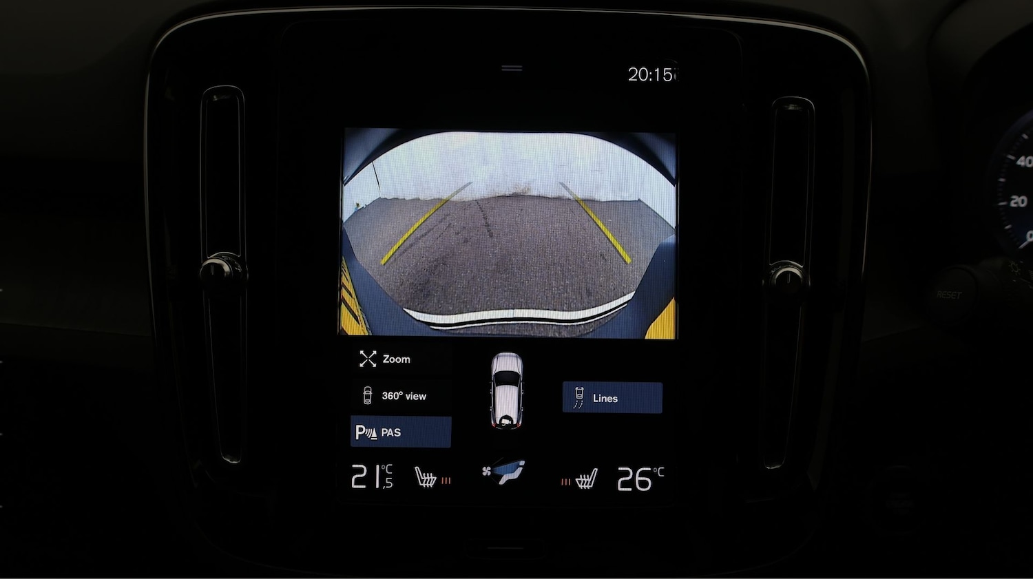 Used Volvo XC40 2022 for sale - 77603927: Photo 21