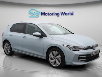 Volkswagen - Golf