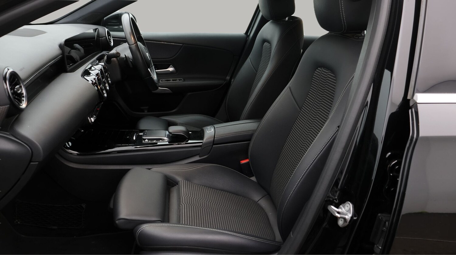 Used Mercedes-Benz A-Class 2020 for sale - 77220349: Photo 14