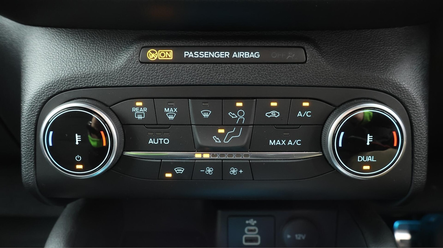 Used Ford Kuga 2023 for sale - 76432547: Photo 13