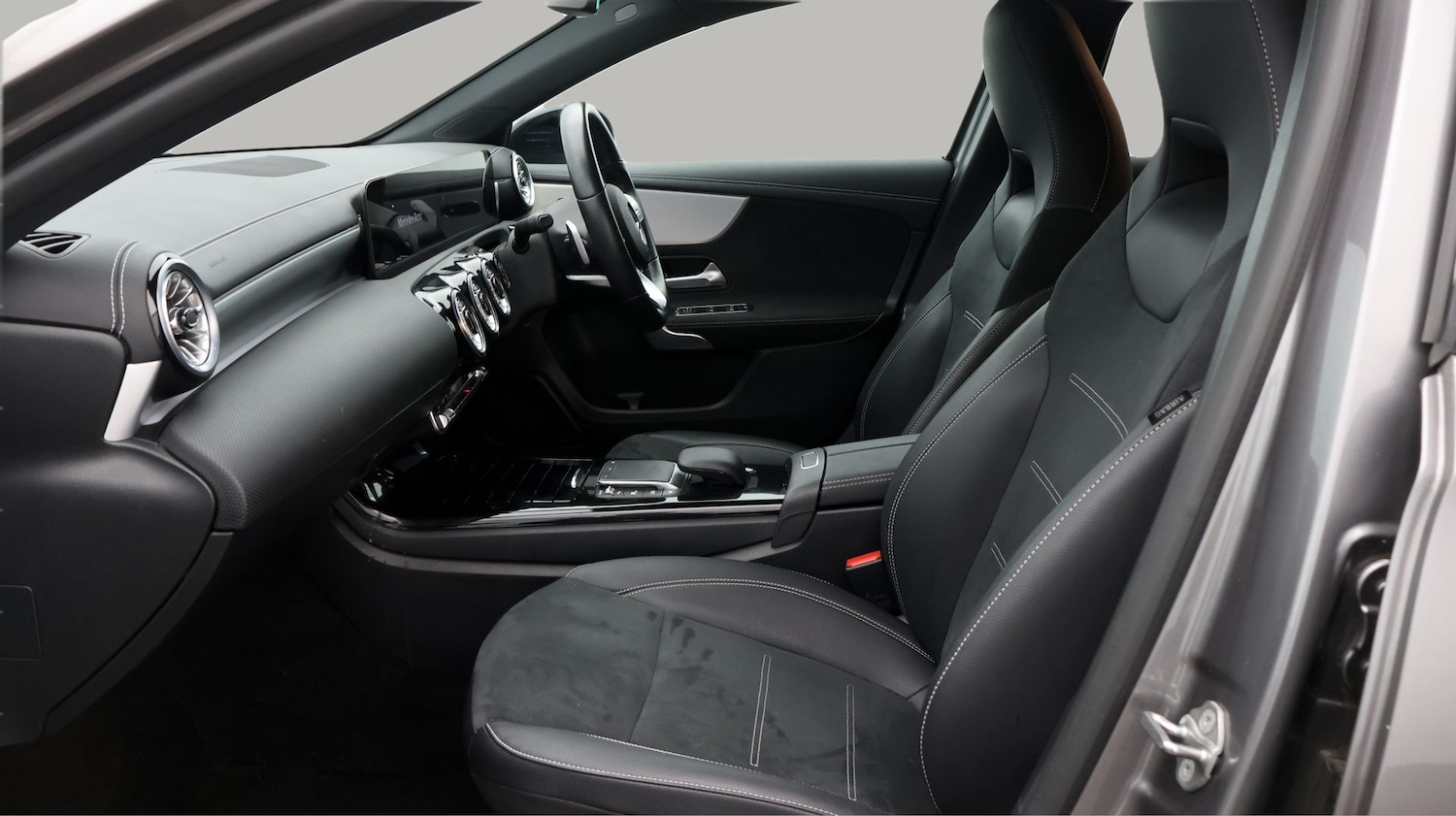 Used Mercedes-Benz A-Class 2022 for sale - 77381139: Photo 14