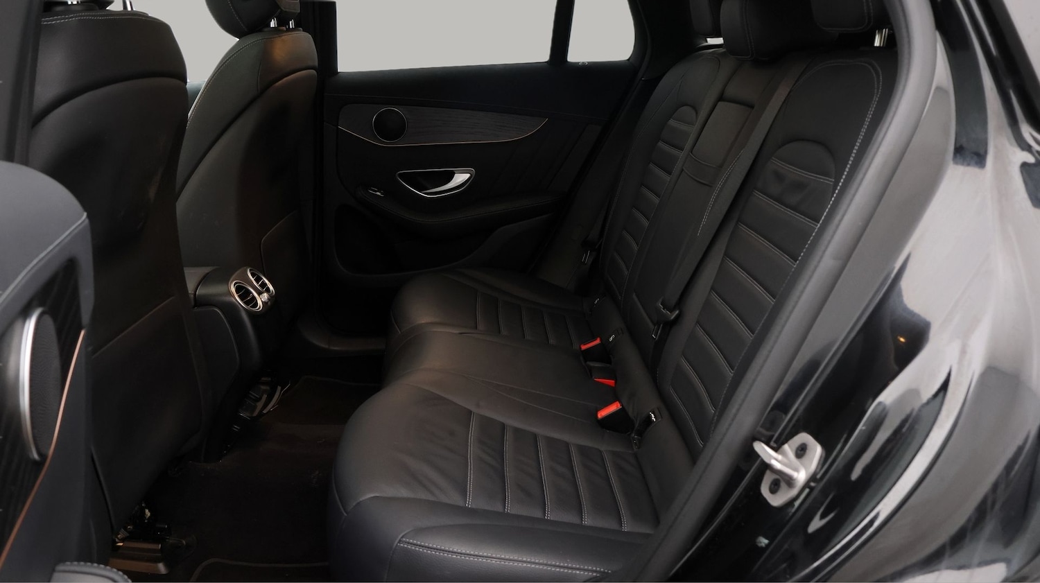 Used Mercedes-Benz EQC 2023 for sale - 77610516: Photo 16