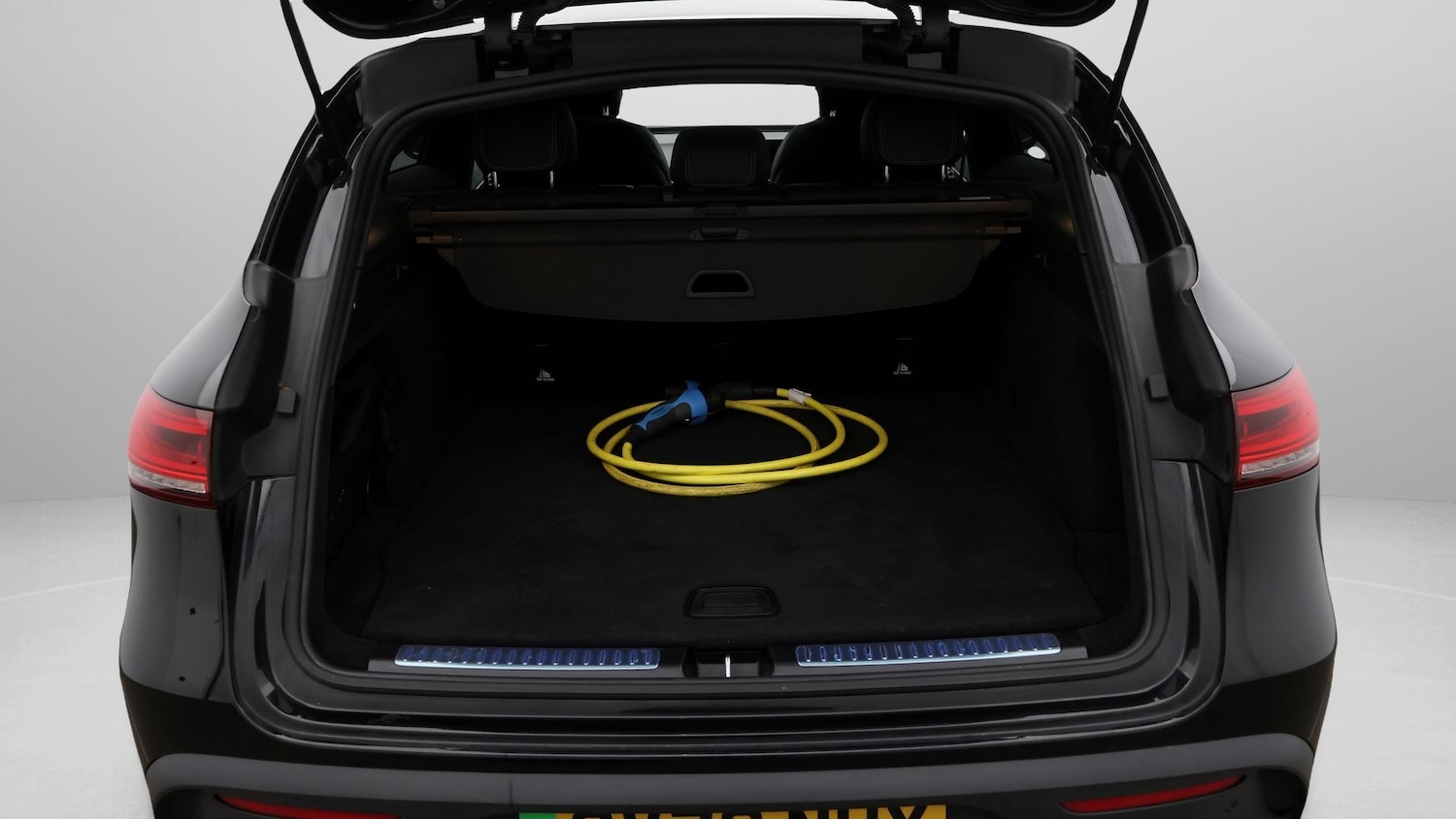 Used Mercedes-Benz EQC 2023 for sale - 77610516: Photo 17