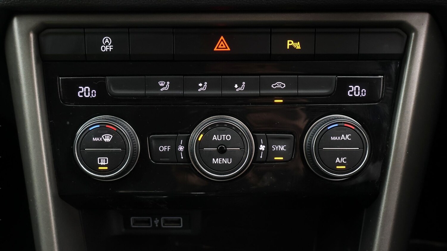 Used Volkswagen T-Roc 2020 for sale - 77274414: Photo 12