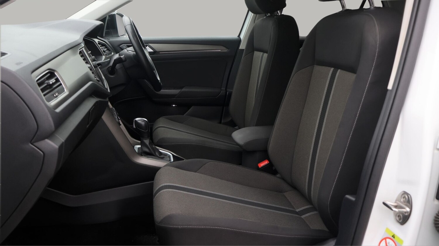 Used Volkswagen T-Roc 2020 for sale - 77274414: Photo 14