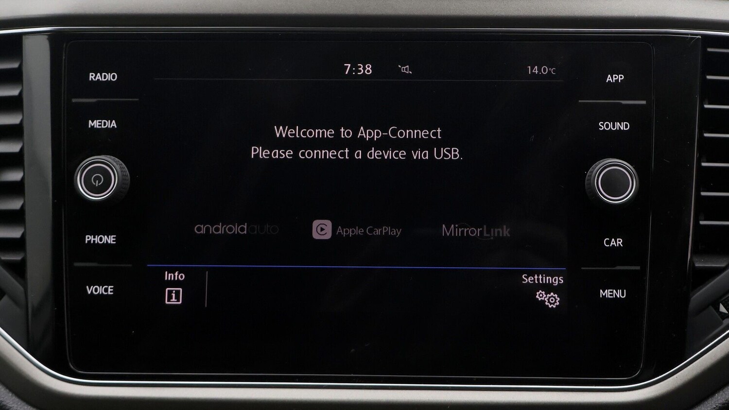 Used Volkswagen T-Roc 2020 for sale - 77274414: Photo 23