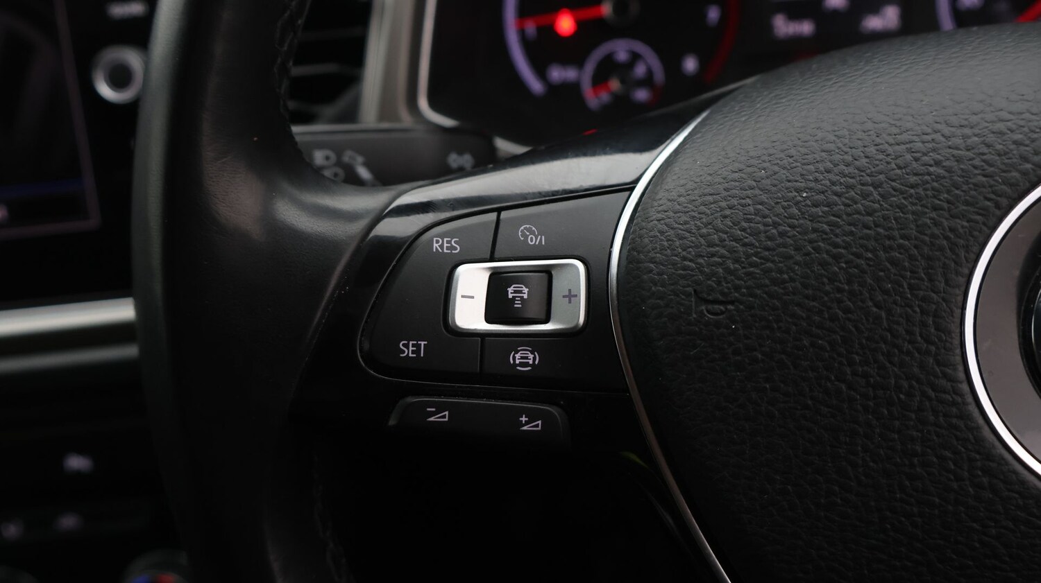 Used Volkswagen T-Roc 2020 for sale - 77274414: Photo 25