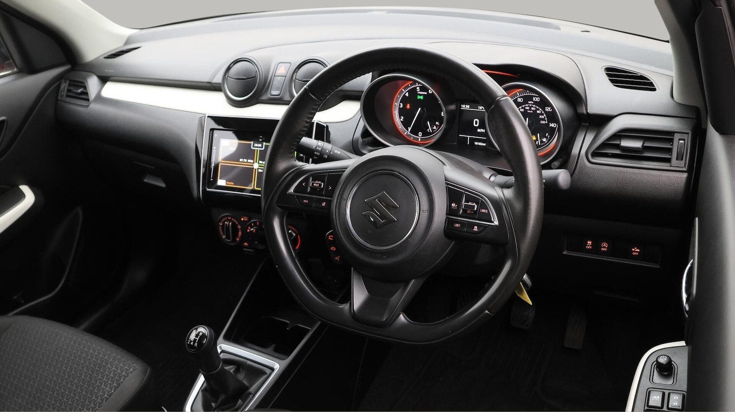 Used Suzuki Swift 2023 for sale - 76388850: Photo 10