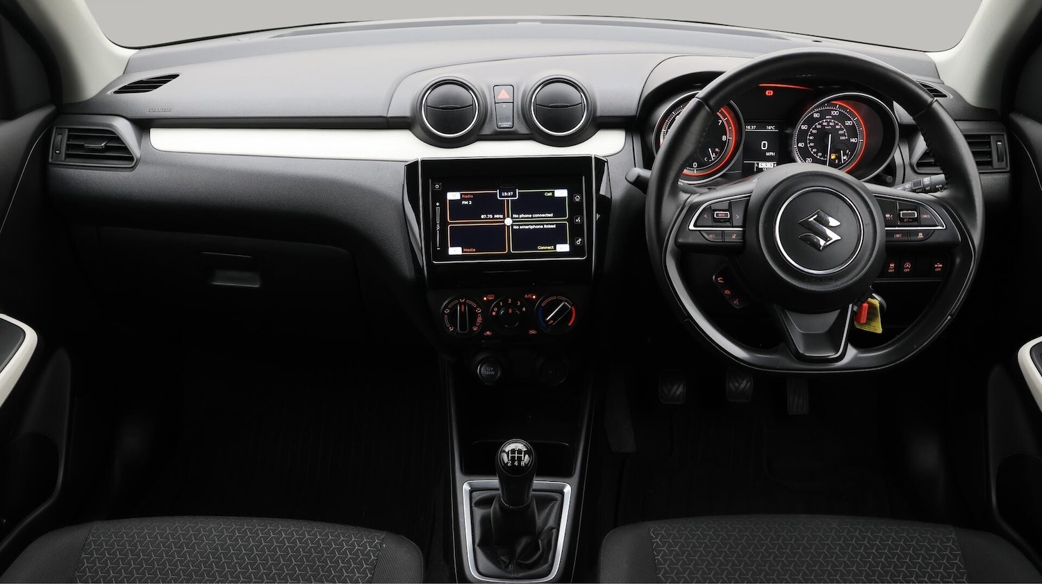 Used Suzuki Swift 2023 for sale - 76388850: Photo 14