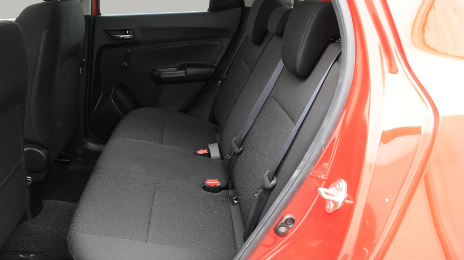 Used Suzuki Swift 2023 for sale - 76388850: Photo 17