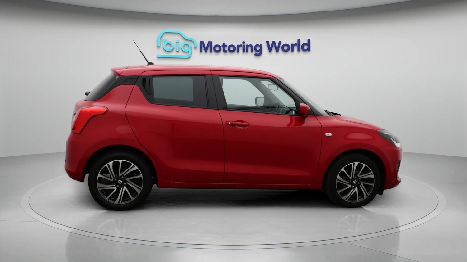 Used Suzuki Swift 2023 for sale - 76388850: Photo 9