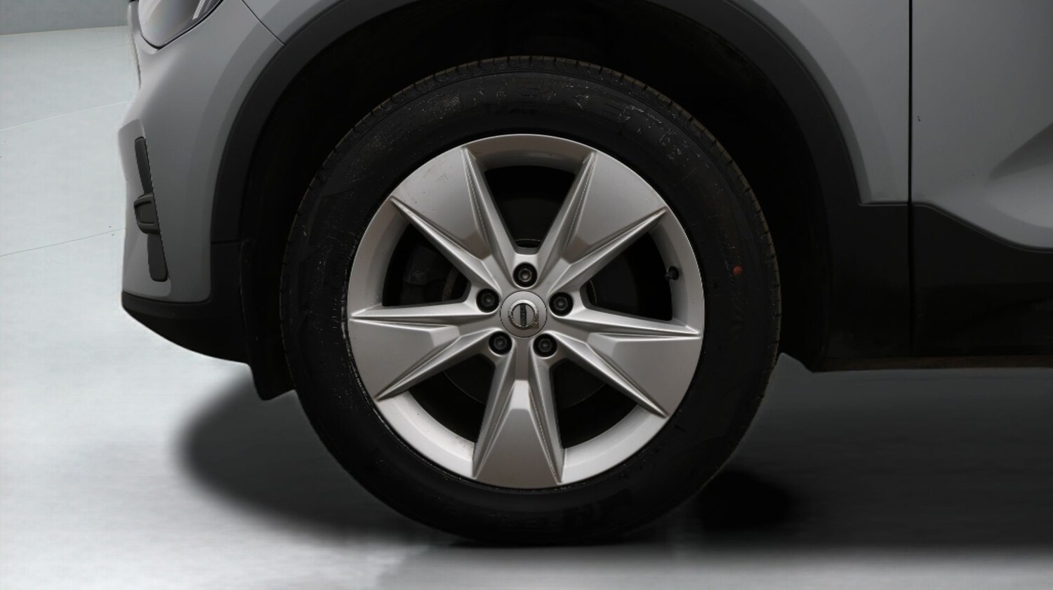 Used Volvo XC40 2023 for sale - 77791295: Photo 18