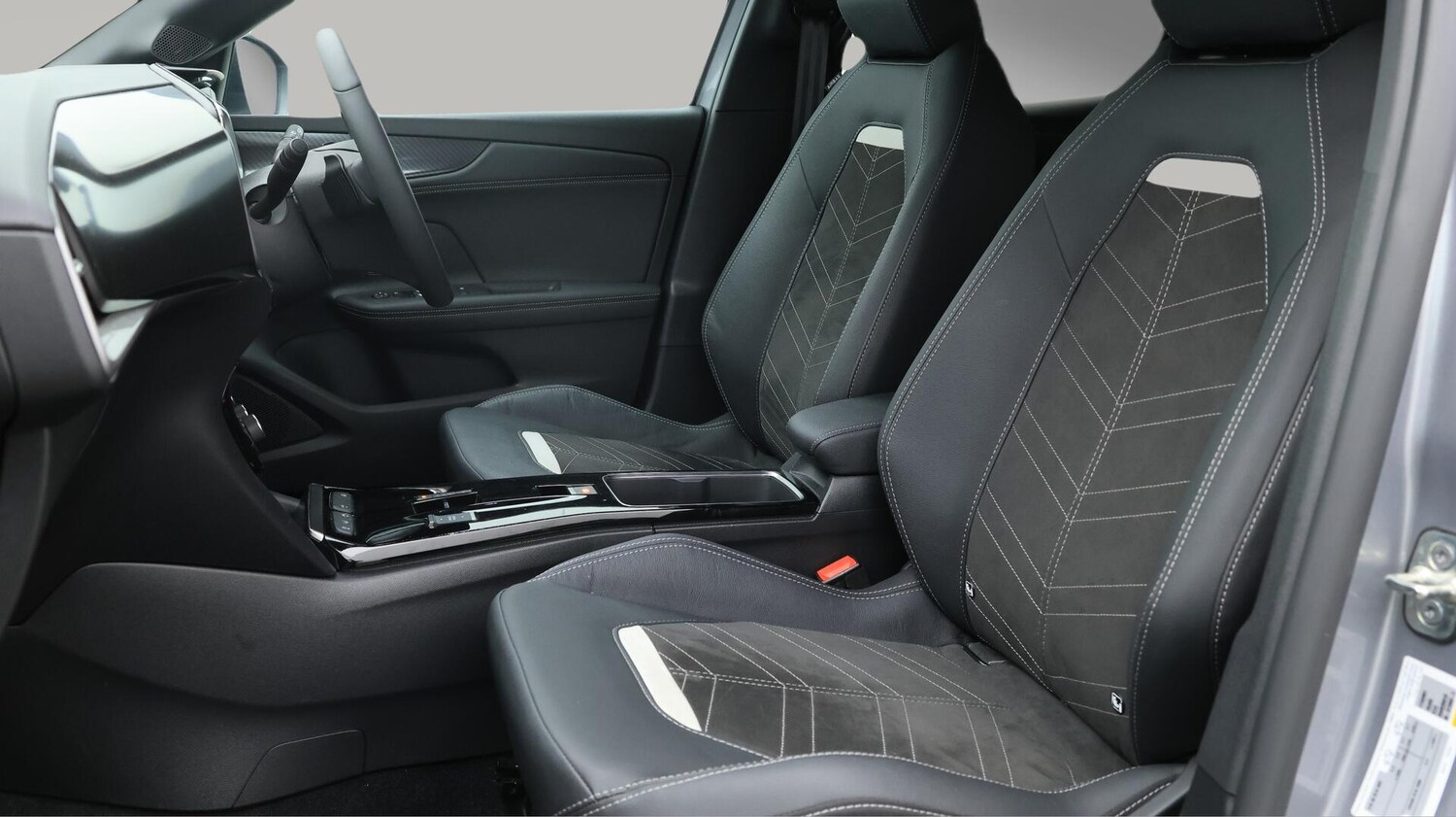 Used Vauxhall Mokka 2024 for sale - 76060987: Photo 15