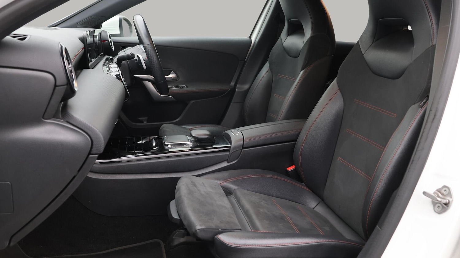 Used Volkswagen up! 2023 for sale - 76585086: Photo 15