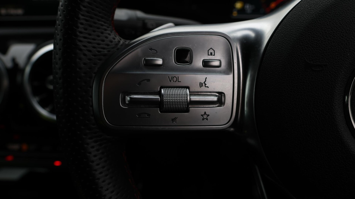 Used Volkswagen up! 2023 for sale - 76585086: Photo 24