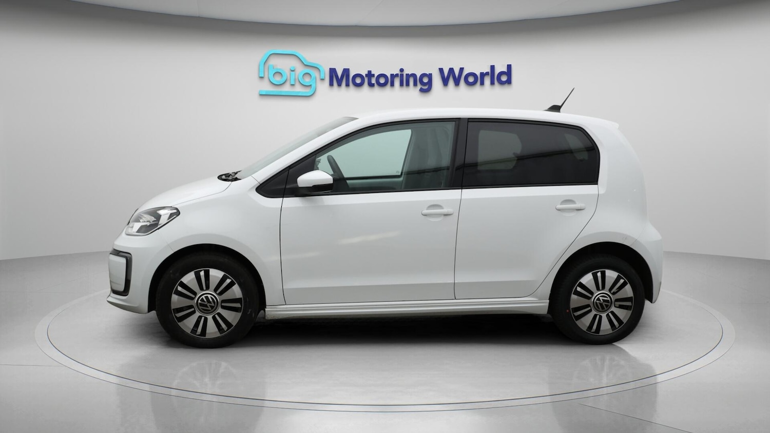 Used Volkswagen up! 2023 for sale - 76585086: Photo 5