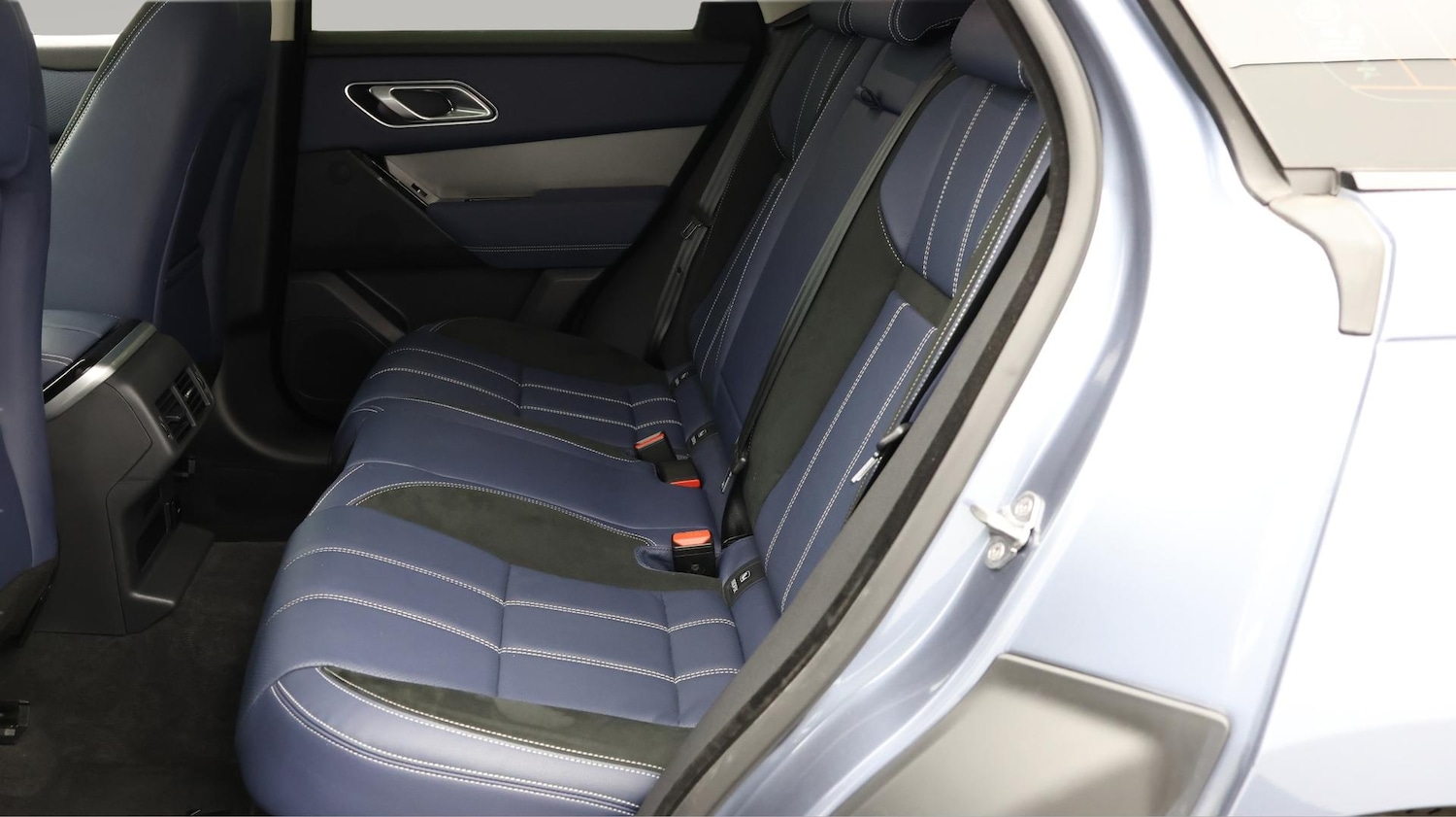 Used Land Rover Range Rover Velar 2023 for sale - 76179859: Photo 17