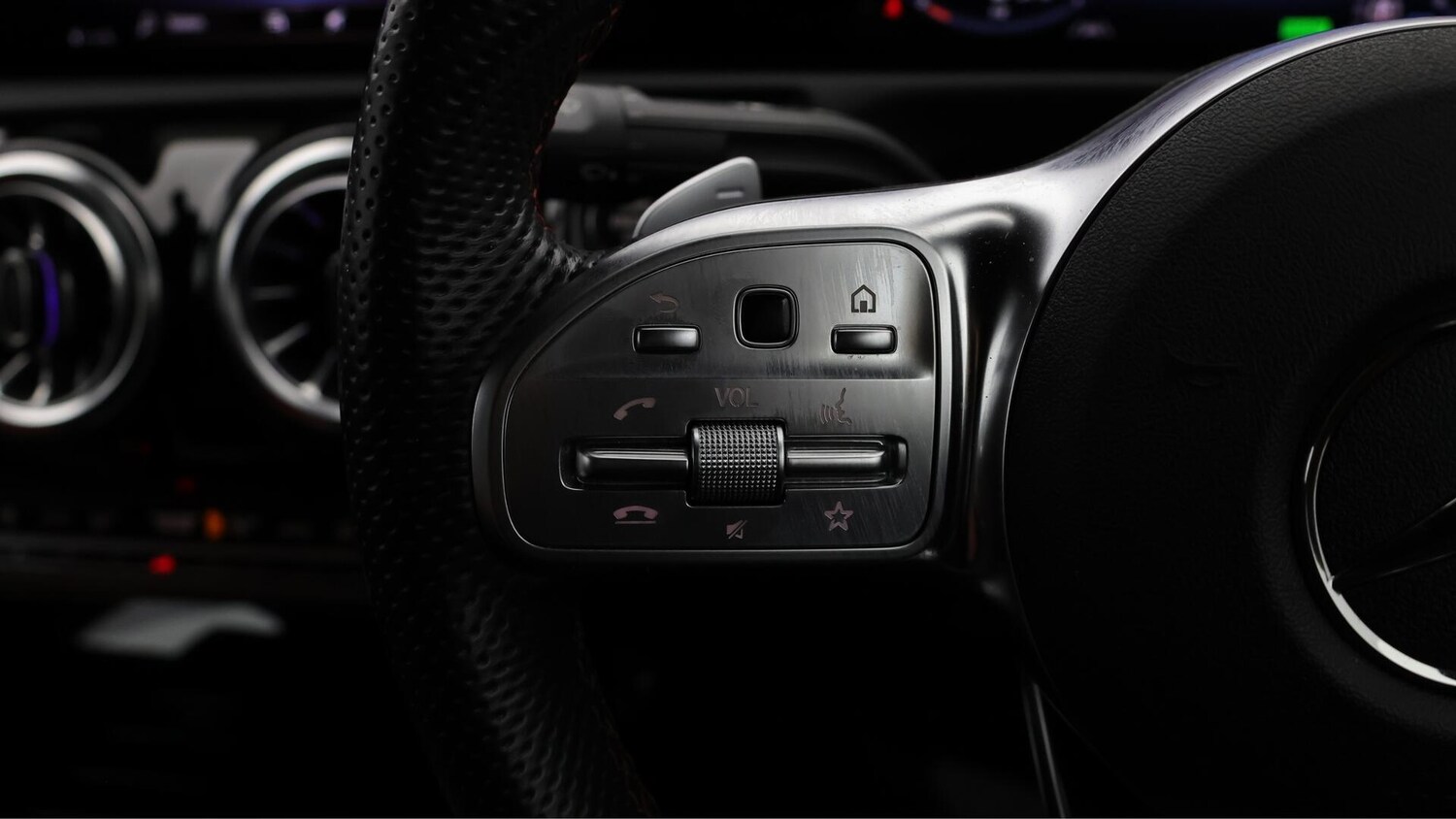 Used Mercedes-Benz CLA 2021 for sale - 76380977: Photo 24