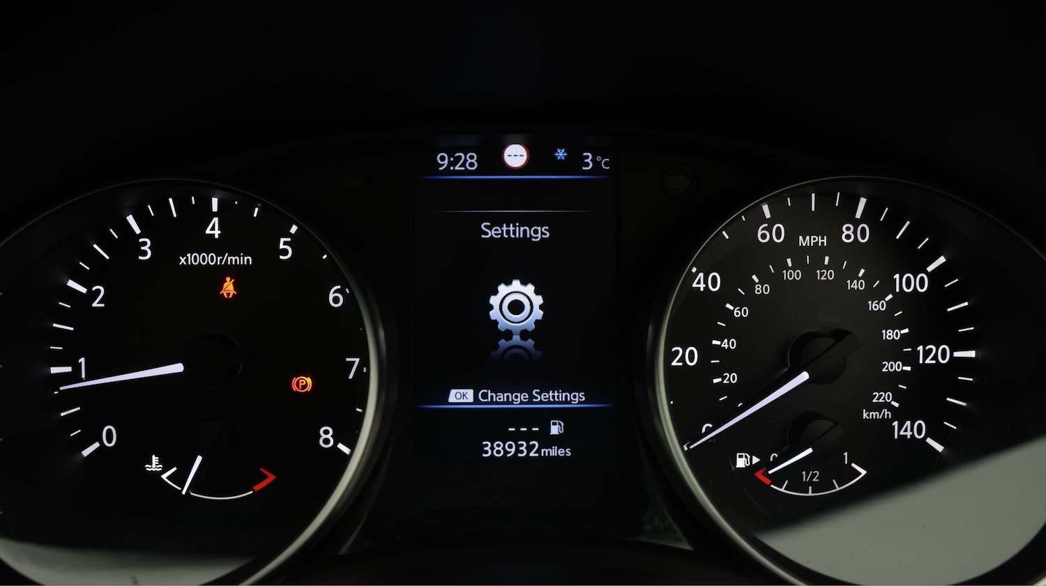 Used Nissan Qashqai for sale - 77758642: Photo 10