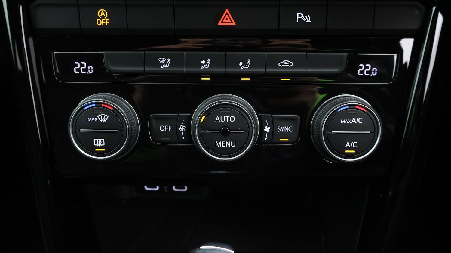 Used Volkswagen T-Roc 2021 for sale - 76538548: Photo 13