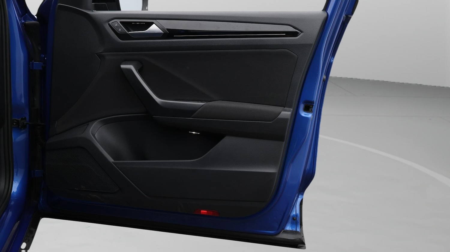 Used Volkswagen T-Roc 2021 for sale - 76538548: Photo 16