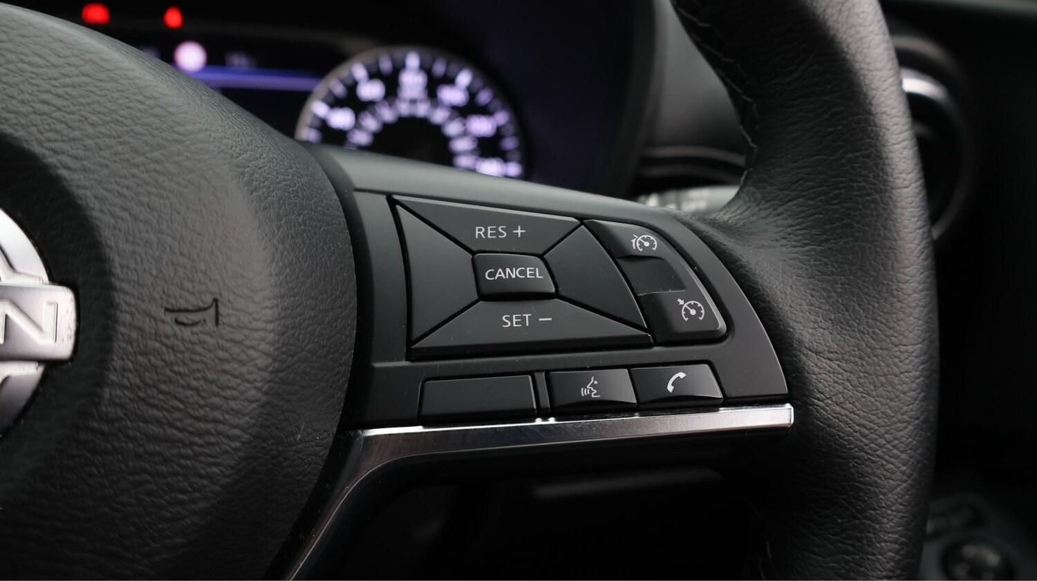 Used Nissan Juke 2023 for sale - 77685900: Photo 24