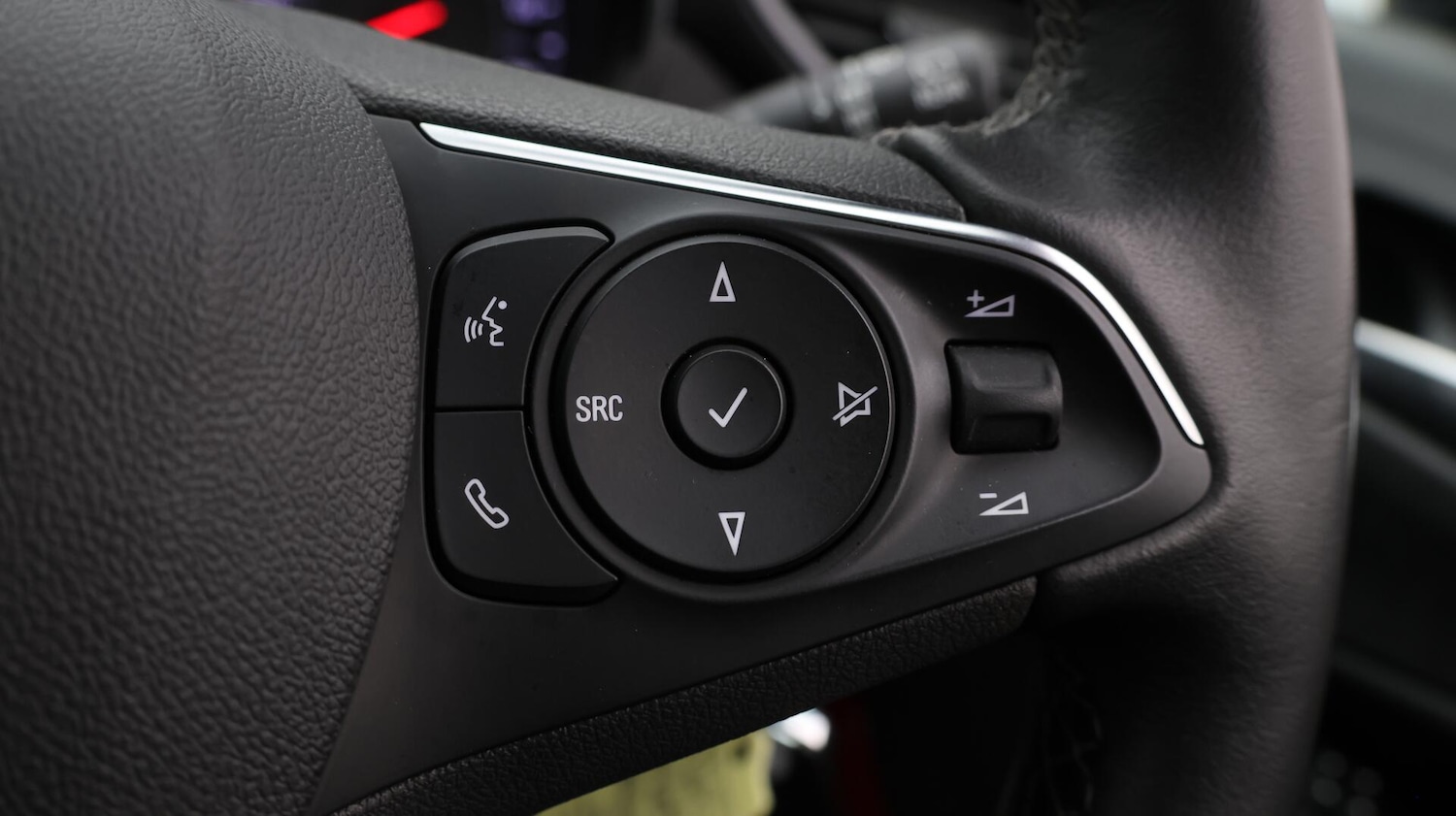 Used Vauxhall Crossland 2023 for sale - 76585356: Photo 24