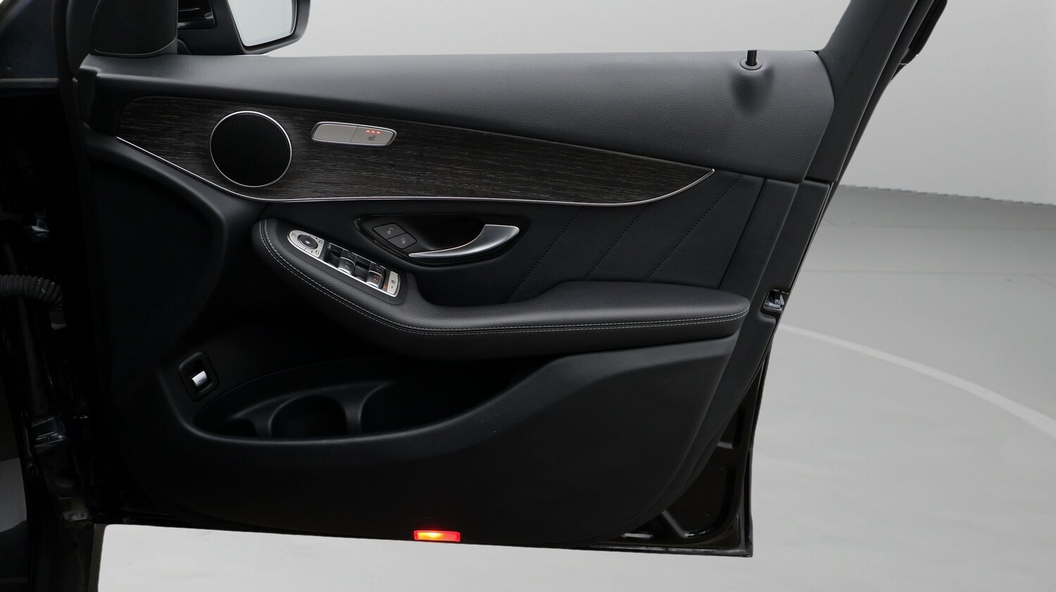 Used Mercedes-Benz GLC 2020 for sale - 77501272: Photo 15