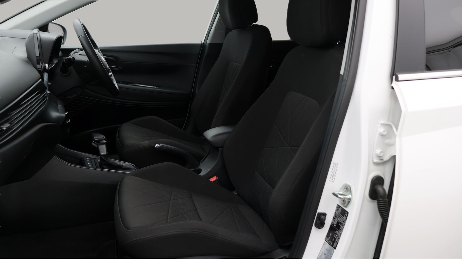 Used Hyundai BAYON 2022 for sale - 77501282: Photo 14