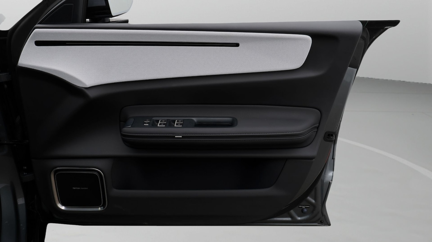 Used Polestar Polestar 4 2025 for sale - 77270847: Photo 15