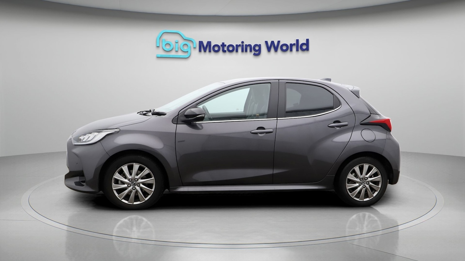 Used Mazda Mazda2 HYBRID 2023 for sale - 77220346: Photo 4