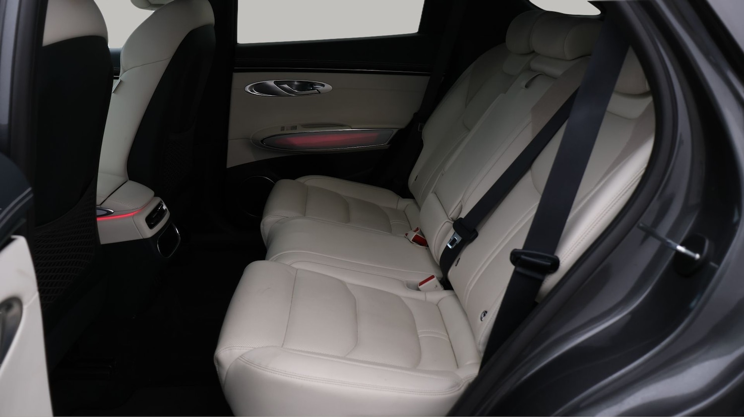 Used Genesis GV70 2023 for sale - 77900926: Photo 16