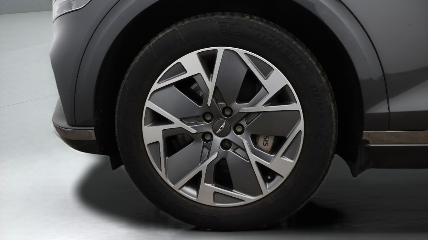 Used Genesis GV70 2023 for sale - 77900926: Photo 18