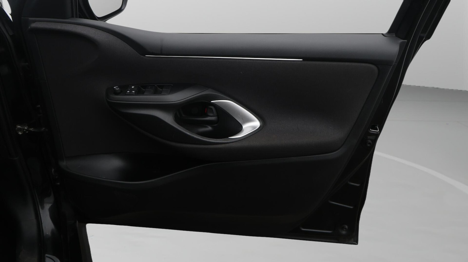 Used Toyota Yaris 2022 for sale - 76498866: Photo 16