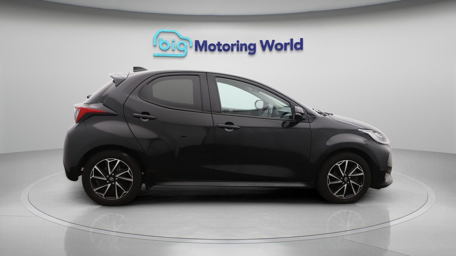 Used Toyota Yaris 2022 for sale - 76498866: Photo 9