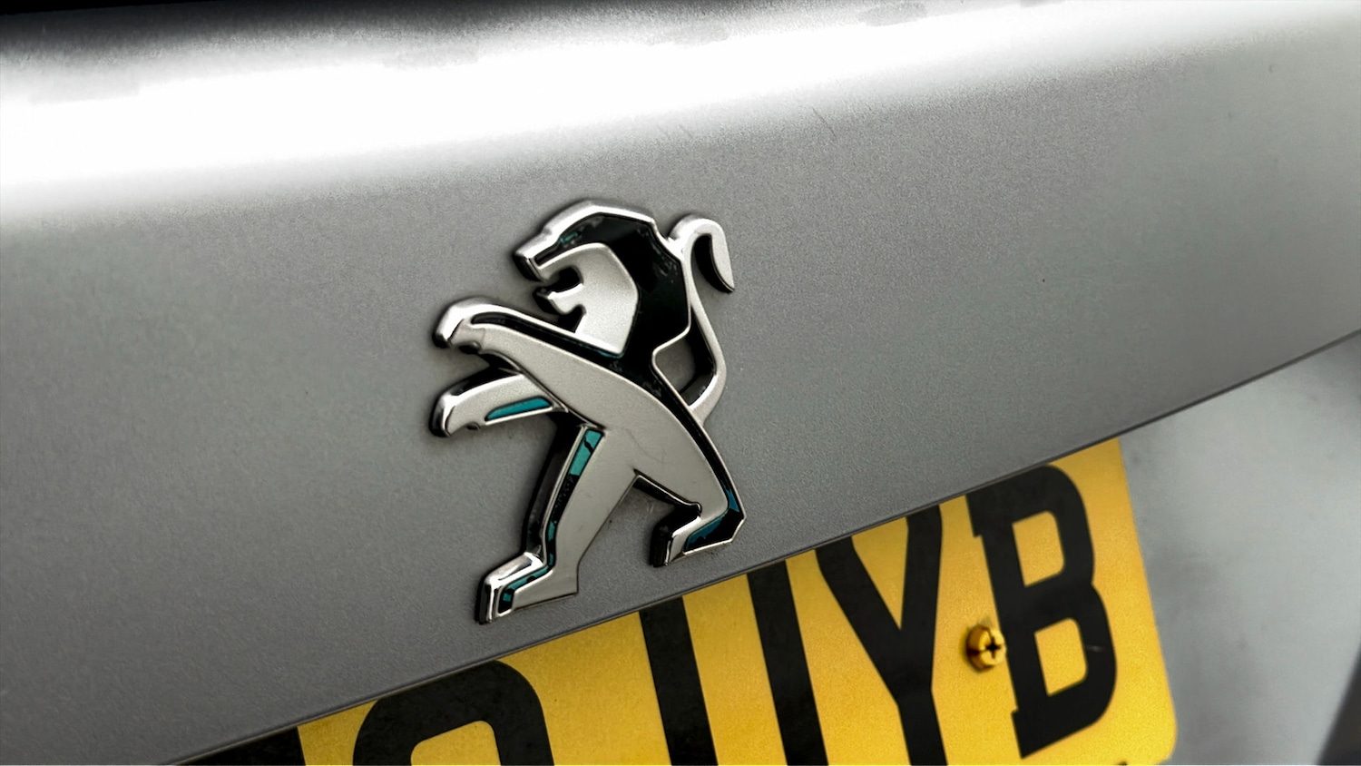 Used Peugeot E-2008 2020 for sale - 77916308: Photo 20