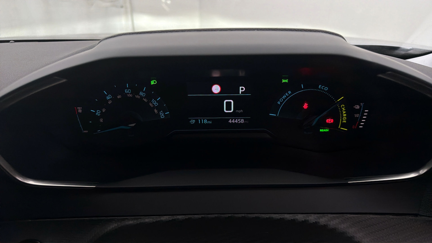 Used Peugeot E-2008 2020 for sale - 77916308: Photo 26