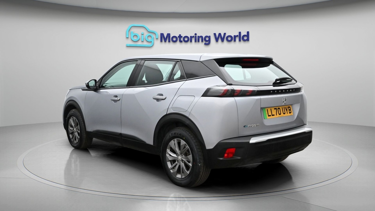 Used Peugeot E-2008 2020 for sale - 77916308: Photo 5