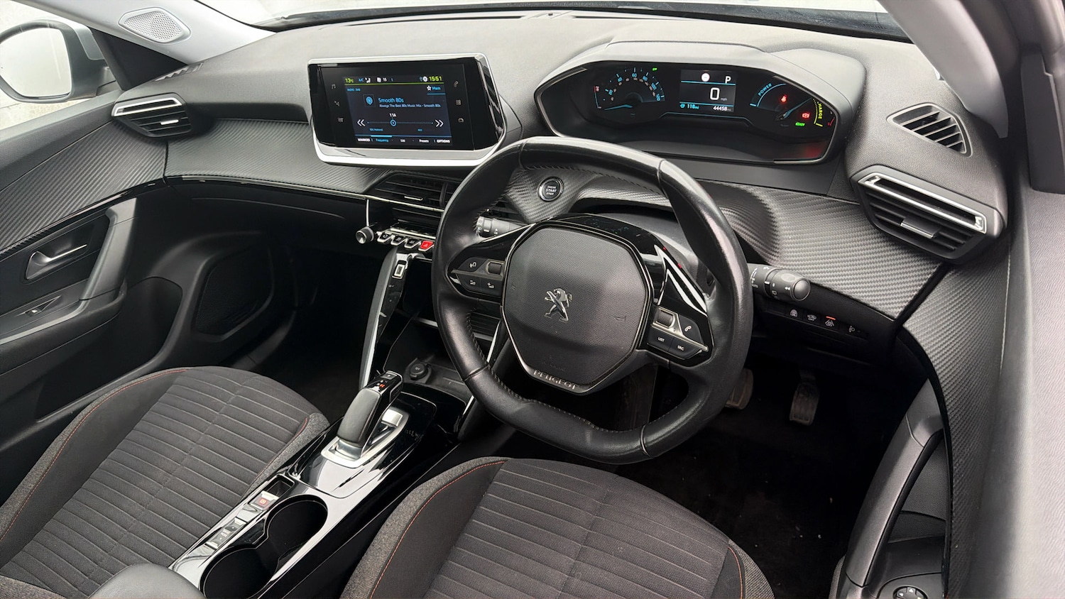 Used Peugeot E-2008 2020 for sale - 77916308: Photo 9