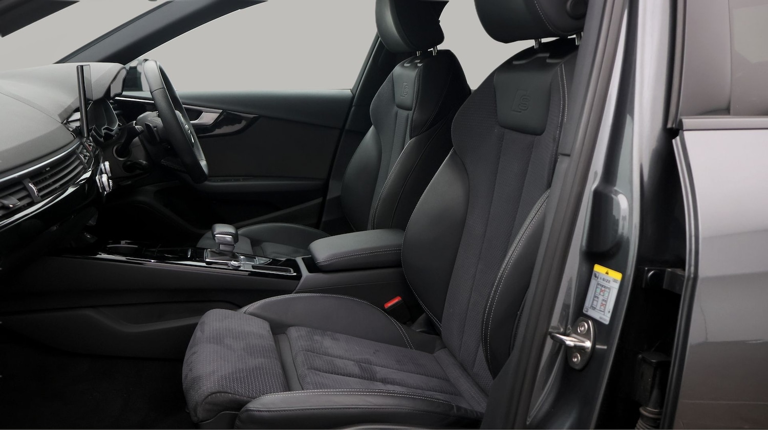 Used Audi A4 2023 for sale - 77195805: Photo 14