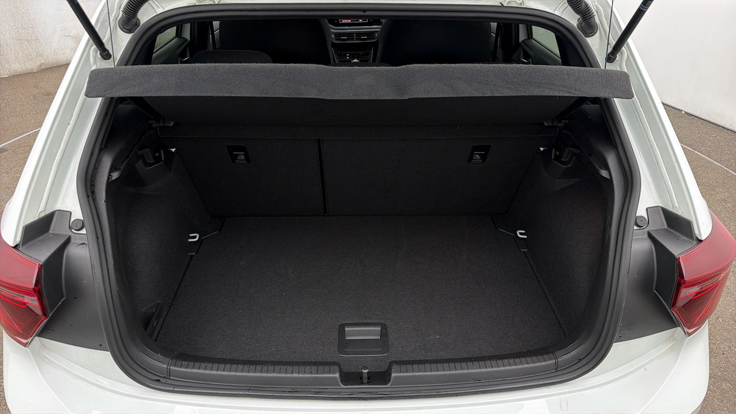 Used Volkswagen Polo 2023 for sale - 77935930: Photo 16