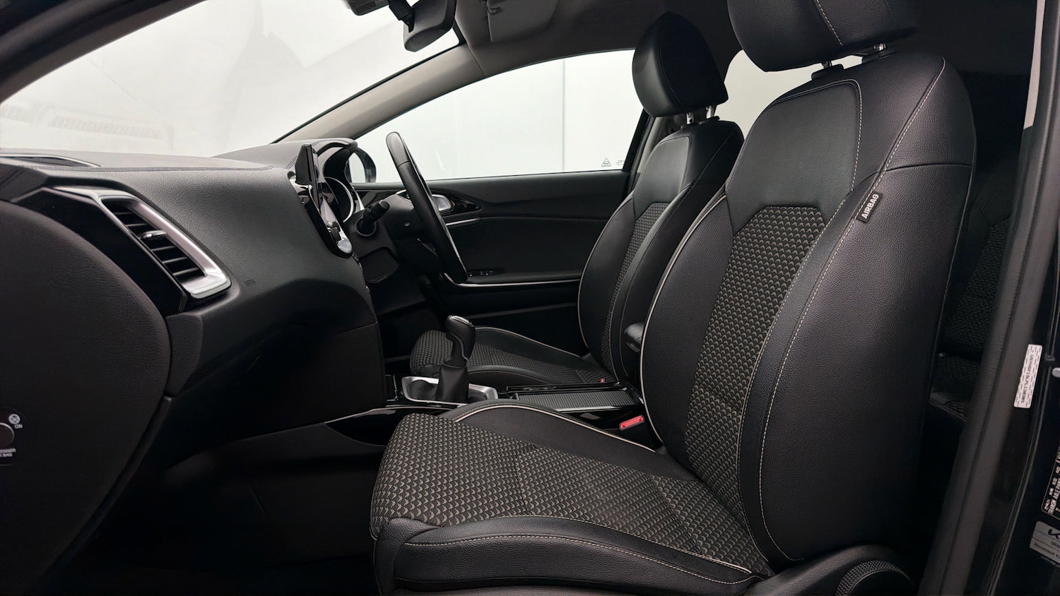 Used Kia XCeed 2022 for sale - 77921619: Photo 13