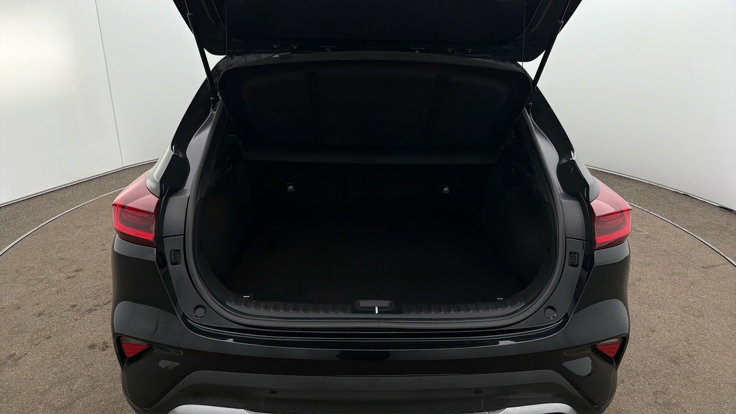 Used Kia XCeed 2022 for sale - 77921619: Photo 16